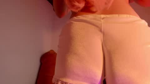 Annie online show from September 2025 05:51:02 AM