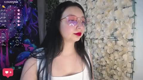 Snapshot of harmonys_couple_ chatting on May 2026 07:44:02 PM Harmonys World online show from May 2026 07:44:02 PM