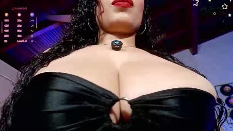 harper_ziu online show from December 2025 12:23:02 PM