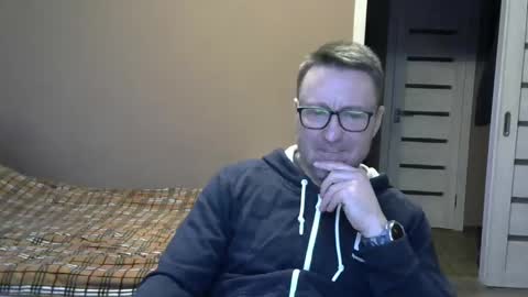 Snapshot of harrysnake chatting on December 2024 06:37:02 AM HarrySnake online show from December 2024 06:37:02 AM