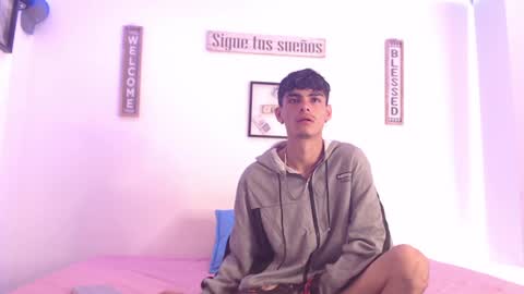 Snapshot of harrythomson1 chatting on December 2024 08:34:01 PM harry thomson online show from December 2024 08:34:01 PM