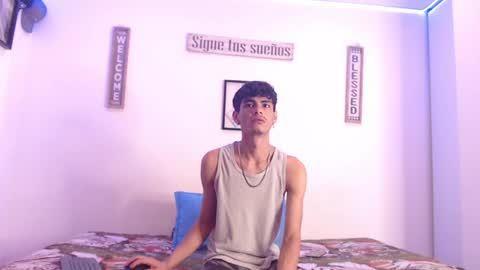 Snapshot of harrythomson1 chatting on January 2025 06:54:01 AM harry thomson online show from January 2025 06:54:01 AM