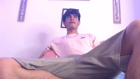 Snapshot of harrythomson1 chatting on March 2025 04:45:01 AM harry thomson online show from March 2025 04:45:01 AM