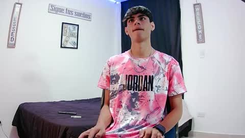 Snapshot of harrythomson1 chatting on November 2025 05:09:02 AM harry thomson online show from November 2025 05:09:02 AM