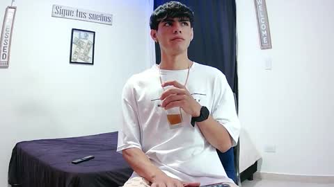 Snapshot of harrythomson1 chatting on November 2025 09:36:01 AM harry thomson online show from November 2025 09:36:01 AM