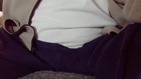 hartl1112 online show from December 2025 02:31:01 AM