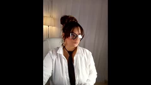 leila online show from April 2026 10:20:02 AM