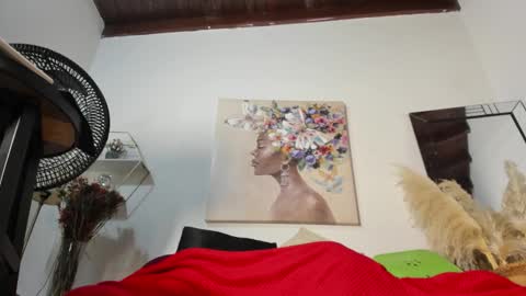 Snapshot of hathor_01 chatting on November 2025 04:01:01 AM HATHOR OLD online show from November 2025 04:01:01 AM