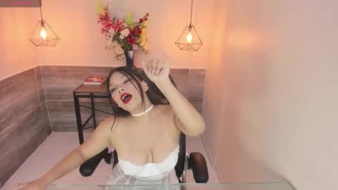 Snapshot of hatsajones chatting on November 2025 04:01:01 AM hatsajones online show from November 2025 04:01:01 AM