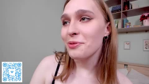 Snapshot of havagooday chatting on May 2026 02:11:01 PM Mia online show from May 2026 02:11:01 PM