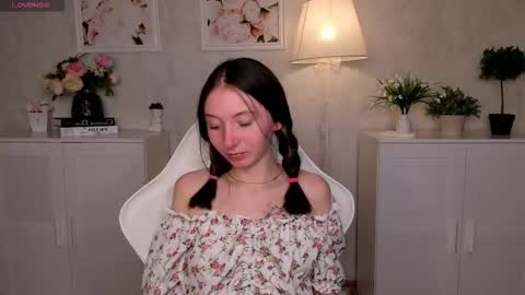 Snapshot of havefunwithmee_ chatting on October 2025 09:41:02 AM Lola online show from October 2025 09:41:02 AM