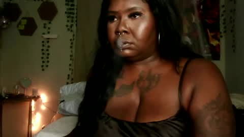 hawtchoc37 online show from September 2025 12:43:01 AM