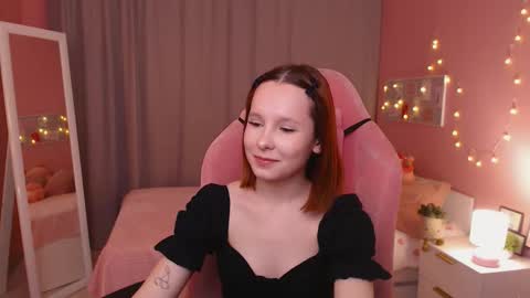 Mia online show from January 2026 01:10:02 AM