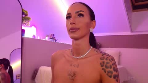 Hayley online show from February 2026 10:24:01 PM