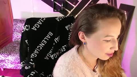 hayley miller online show from March 2025 04:01:01 AM