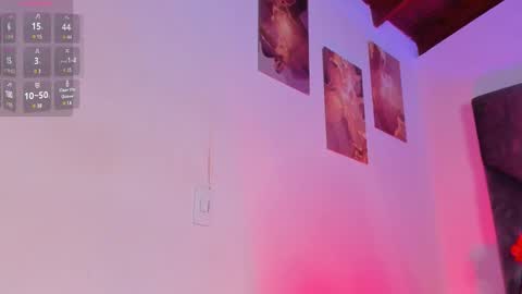 Snapshot of hazel_shy chatting on February 2025 11:43:02 PM Im Hazel online show from February 2025 11:43:02 PM