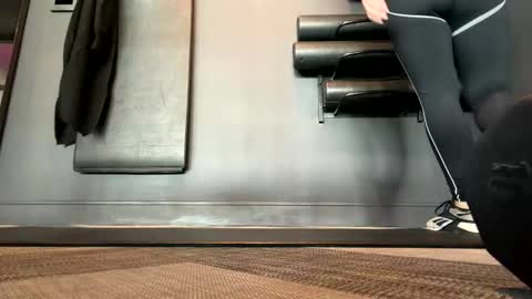 Hazel online show from November 2025 03:00:02 PM