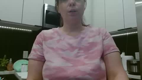 Hazel online show from February 2026 12:10:01 AM