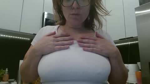 Hazel online show from May 2026 04:15:02 PM