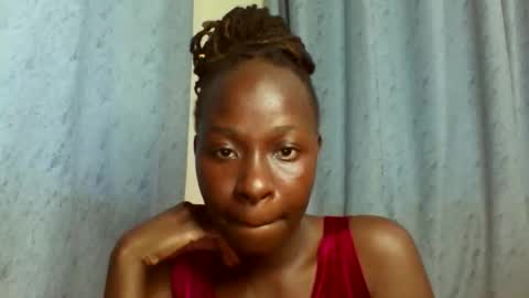 Snapshot of hazel_tess chatting on November 2025 11:05:02 AM hazel_tess online show from November 2025 11:05:02 AM