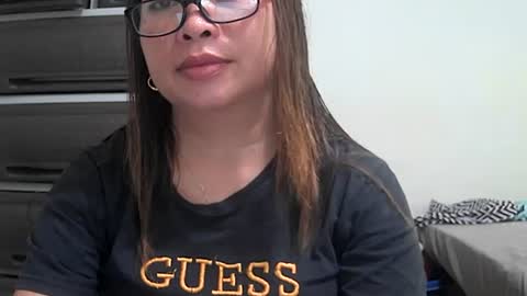 hazeldhane online show from February 2025 05:59:02 AM