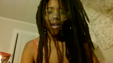 Hazel Hanes online show from January 2026 07:46:01 AM