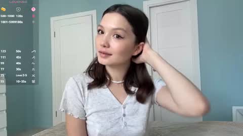 Snapshot of hazelhartshorn chatting on July 2026 01:15:02 PM Kira online show from July 2026 01:15:02 PM
