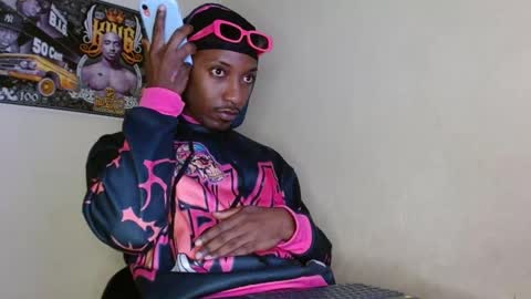 hazlan_420 online show from September 2025 11:21:02 AM