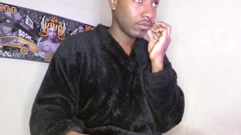 hazlan_420 online show from September 2025 09:58:01 AM