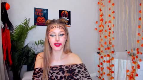 Snapshot of heartedlove_1 chatting on October 2025 01:23:02 PM heartedlove_1 online show from October 2025 01:23:02 PM