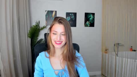 Snapshot of heartedlove_1 chatting on November 2025 03:39:01 AM heartedlove_1 online show from November 2025 03:39:01 AM