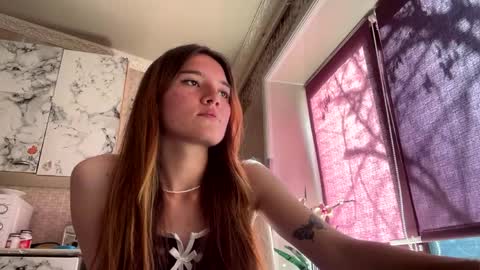 Lili online show from May 2026 11:15:02 AM