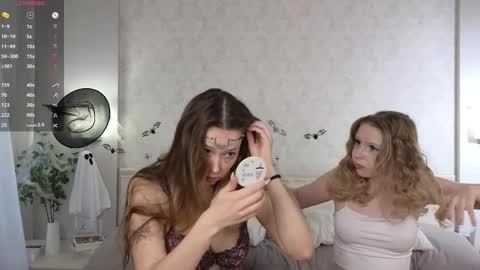 Snapshot of heathimogene chatting on November 2025 02:02:02 AM Hi everyone i am Alice pls dont be rude fav patterns 77 99 111 222 333 online show from November 2025 02:02:02 AM