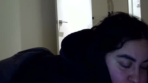 Snapshot of heatwavee chatting on December 2024 12:43:02 AM heatwavee online show from December 2024 12:43:02 AM