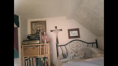 Snapshot of heaven_07 chatting on February 2026 08:45:01 PM heaven_07 online show from February 2026 08:45:01 PM