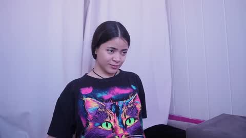 Snapshot of hecate333 chatting on December 2024 12:59:02 PM hecate333 online show from December 2024 12:59:02 PM