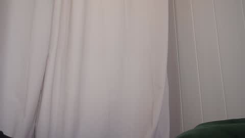 Snapshot of hecate333 chatting on January 2025 11:00:02 AM hecate333 online show from January 2025 11:00:02 AM