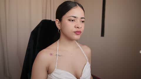 Snapshot of hecate333 chatting on February 2025 08:54:02 AM hecate333 online show from February 2025 08:54:02 AM