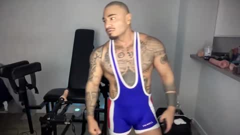 Snapshot of hectorramirezxxx chatting on February 2025 09:30:01 AM LockedThug online show from February 2025 09:30:01 AM