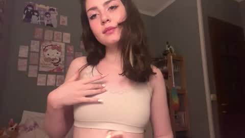 Sarah online show from December 2025 07:53:02 PM