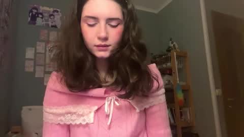 Sarah online show from December 2025 02:10:02 PM