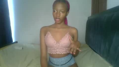 heilybunny online show from April 2026 11:43:01 AM