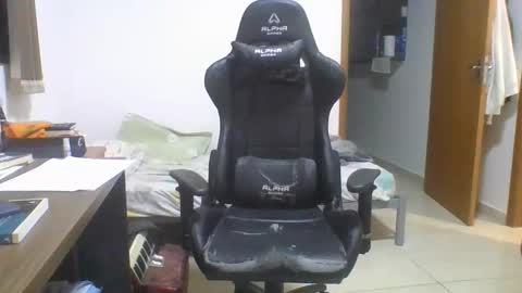 heitorcp1 online show from January 2026 03:33:01 AM