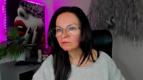 Helen online show from April 2026 03:15:01 PM