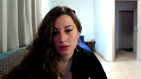 helen_adams_ online show from May 2026 06:10:01 AM