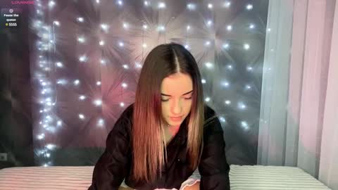 Alice DollySmile and Avelina online show from December 2024 10:06:02 AM