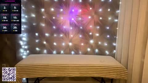 Alice DollySmile and Avelina online show from December 2024 04:17:01 PM