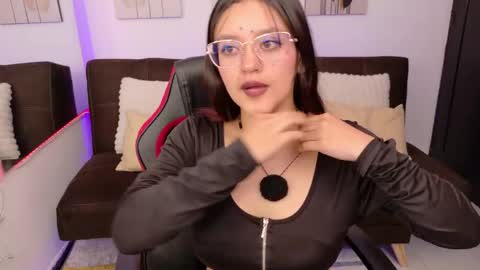 helen online show from April 2026 04:23:02 AM