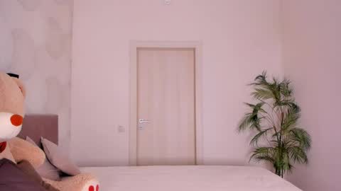 Helen online show from May 2026 03:09:01 PM