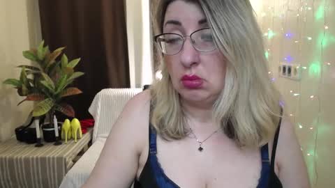 helenenigma online show from February 2025 02:00:01 AM